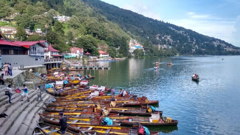 नैनीताल का मौसम आज से हुआ मंहगा, देनी होगी इंट्री फीस 500 रुपये