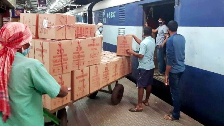 Railway News: 15 अगस्त तक दिल्ली में पार्सल बुकिंग पर रोक, लखनऊ तक नहीं भेज पाएंगे सामान