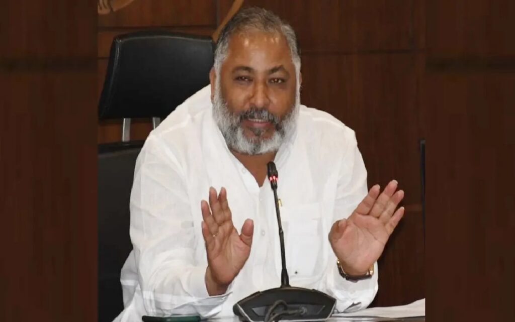दशहरा-दीपावली पर सरकार का तोहफा-ज्‍यादा यात्री रोडवेज की ऑर्डनरी बसों में और क‍िराया कम होगा एसी में चलने वालों का